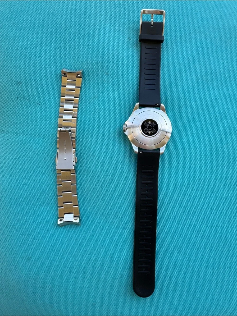 Gently Used Withings Smartwatch with Metal/Rubber Band & Charger. Gently Used